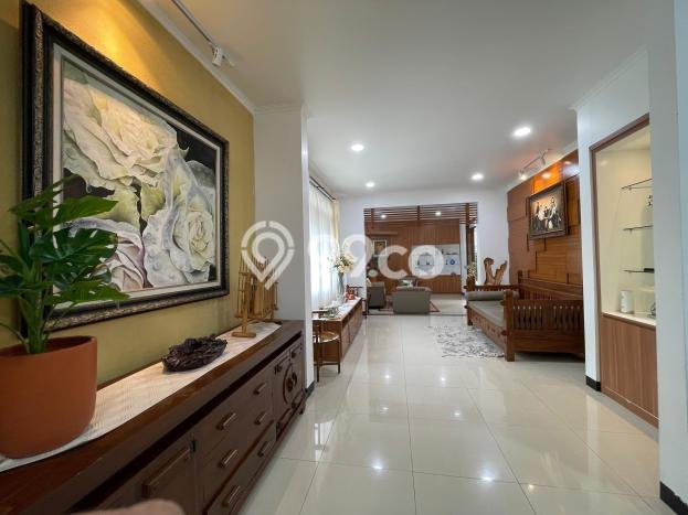 Rumah Premium di Ciumbuleuit, 3 KM, Lingkungan Nyaman, LT 530m² LB 350m² Rumah Premium di Ciumbuleuit, 3 KM, Lingkungan Nyaman, LT 530m² LB 350m²