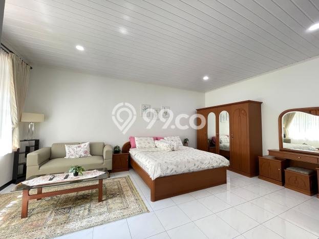 Rumah Premium di Ciumbuleuit, 3 KM, Lingkungan Nyaman, LT 530m² LB 350m² Rumah Premium di Ciumbuleuit, 3 KM, Lingkungan Nyaman, LT 530m² LB 350m²