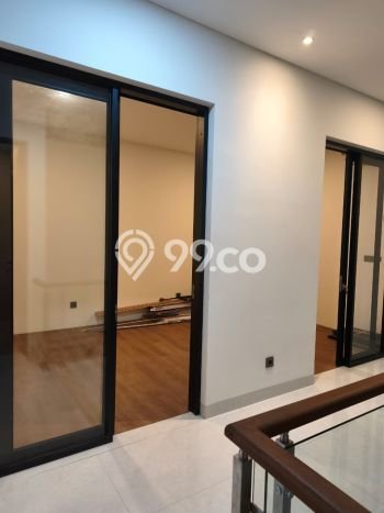 Dijual Rumah Mewah Megah Dengan View Eksklusif di Setra Duta, Bandung Dijual Rumah Mewah Megah Dengan View Eksklusif di Setra Duta, Bandung