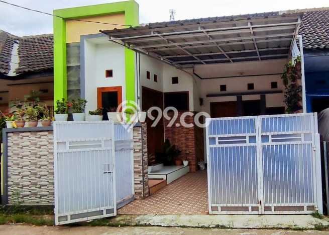 Rumah Terawat 2 KT 1 KM di Rancaekek, Bandung Rumah Terawat 2 KT 1 KM di Rancaekek, Bandung