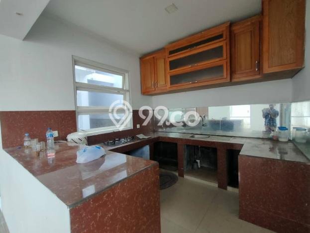 SPECIAL OFFER! Rumah area Cikutra, 5 KT, Lingkungan Strategis, Luas 300m² Bangunan 270m² SPECIAL OFFER! Rumah area Cikutra, 5 KT, Lingkungan Strategis, Luas 300m² Bangunan 270m²
