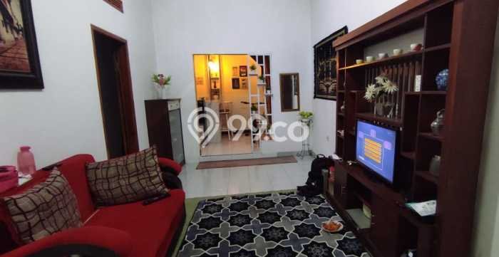 Rumah Terawat 2 KT 1 KM di Rancaekek, Bandung Rumah Terawat 2 KT 1 KM di Rancaekek, Bandung