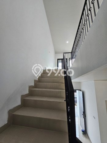 Rumah Luas Asri 4 KT Siap Huni di Cipinang Jakarta Timur Rumah Luas Asri 4 KT Siap Huni di Cipinang Jakarta Timur
