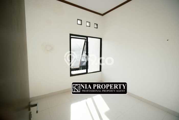 Rumah Strategis Modern Lb 90m2 di Jatisampurna, Bekasi Rumah Strategis Modern Lb 90m2 di Jatisampurna, Bekasi