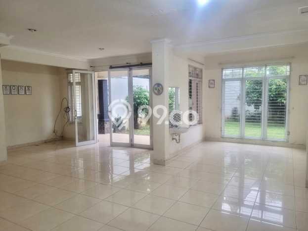 Rumah Luxury Modern Siap Huni di Cibubur Jakarta Timur Rumah Luxury Modern Siap Huni di Cibubur Jakarta Timur