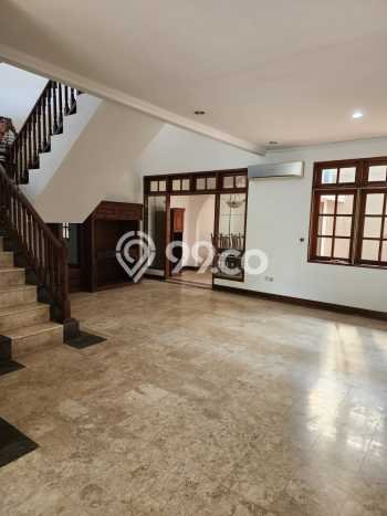 Disewakan! Rumah 3 Kamar Tidur &
5 Kamar Mandi di Kota Wisata, Jakarta Timur Disewakan! Rumah 3 Kamar Tidur &
5 Kamar Mandi di Kota Wisata, Jakarta Timur