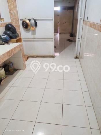 Kost Dijual Lokasi Kemayoran, Jakarta Pusat, Spesifikasi 13 Kamar Tidur dan Luas 450m2 Kost Dijual Lokasi Kemayoran, Jakarta Pusat, Spesifikasi 13 Kamar Tidur dan Luas 450m2