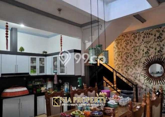 For Sale Hunian Rumah Terawat 5 KT di Cibubur, Jakarta Timur For Sale Hunian Rumah Terawat 5 KT di Cibubur, Jakarta Timur