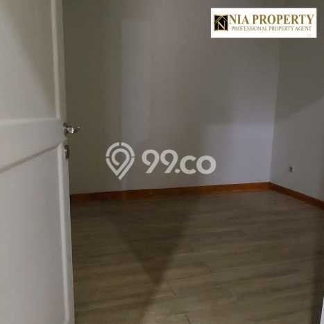 HARGA SPECIAL! Rumah Asri di Kota Wisata, Jakarta Timur, Luas 160m² Bangunan 225m² BISA KPR! HARGA SPECIAL! Rumah Asri di Kota Wisata, Jakarta Timur, Luas 160m² Bangunan 225m² BISA KPR!
