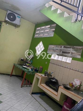 Unit Kost Dijual di Kukusan dengan 22 Kamar Kawasan Strategis Unit Kost Dijual di Kukusan dengan 22 Kamar Kawasan Strategis