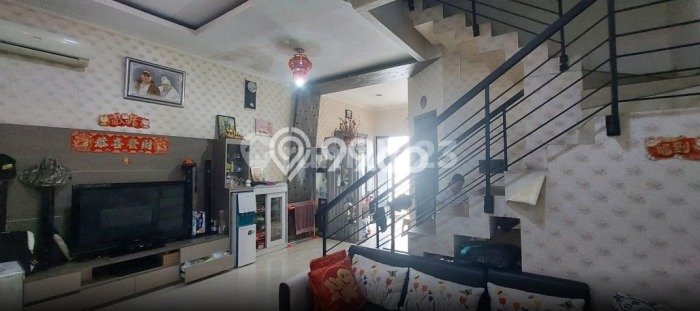 Rumah Mewah LB 200m2 Siap Huni Desain Elegan di Taman Ratu, Jakarta Barat Rumah Mewah LB 200m2 Siap Huni Desain Elegan di Taman Ratu, Jakarta Barat