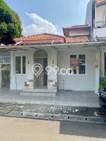 Disewakan! Rumah 3 Kamar Tidur &
1 Kamar Mandi di Lippo Karawaci, Tangerang Disewakan! Rumah 3 Kamar Tidur &
1 Kamar Mandi di Lippo Karawaci, Tangerang
