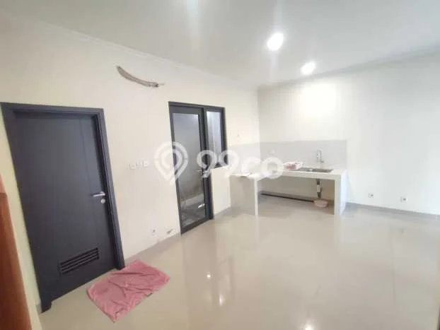 Jarang Ada! Rumah Sewa 3 Kamar Nyaman Siap Huni Gading Serpong Jarang Ada! Rumah Sewa 3 Kamar Nyaman Siap Huni Gading Serpong