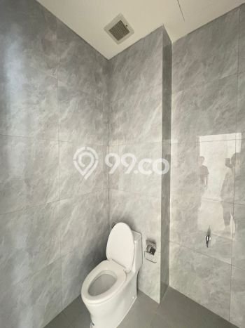 Unit Ruko Paling Strategis di BSD Tangerang Selatan dengan LB 160m2 Unit Ruko Paling Strategis di BSD Tangerang Selatan dengan LB 160m2