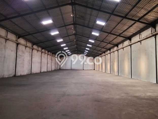 Gudang Dijual di Surabaya LT 1453m2 & LB 1663m2 Lokasi Terbaik! Gudang Dijual di Surabaya LT 1453m2 & LB 1663m2 Lokasi Terbaik!