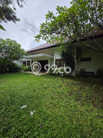 Siap Huni Rumah Mewah 3 Kamar di Kebayoran Baru Dekat ke Mana Saja Siap Huni Rumah Mewah 3 Kamar di Kebayoran Baru Dekat ke Mana Saja