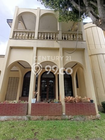 Rumah Bagus area , Bandung, Luas Tanah 1060m2m², LB 420m2m² Rumah Bagus area , Bandung, Luas Tanah 1060m2m², LB 420m2m²