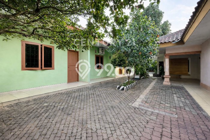 Dijual Rumah Mewah Exclusive di Kebon Jeruk, Jakarta Barat Dijual Rumah Mewah Exclusive di Kebon Jeruk, Jakarta Barat