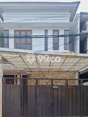 Siap Huni Hunian Elit 4 Kamar di Cilandak Dekat ke Mana Saja Siap Huni Hunian Elit 4 Kamar di Cilandak Dekat ke Mana Saja