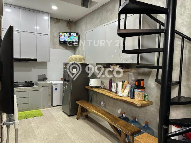 Rumah Elit LB 400m2 Siap Huni Desain Elegan di Bintaro, Tangerang Selatan Rumah Elit LB 400m2 Siap Huni Desain Elegan di Bintaro, Tangerang Selatan