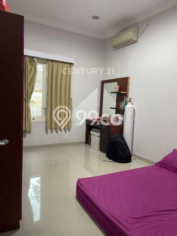 Hunian Mewah LB 390m2 Siap Pakai Desain Elegan di Kemang, Jakarta Selatan Hunian Mewah LB 390m2 Siap Pakai Desain Elegan di Kemang, Jakarta Selatan