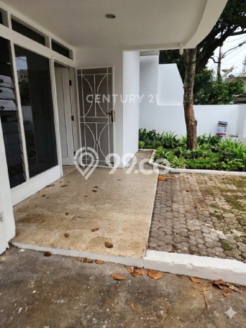 Jual Rumah Mewah Elegan Dengan View Cantik di Sunrise Garden, Jakarta Barat Jual Rumah Mewah Elegan Dengan View Cantik di Sunrise Garden, Jakarta Barat