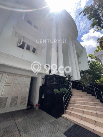 Rumah Mewah LB 630m2 Siap Pakai Desain Elegan di Sunter, Jakarta Utara Rumah Mewah LB 630m2 Siap Pakai Desain Elegan di Sunter, Jakarta Utara