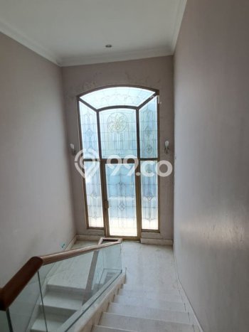 Jual Rumah Luas Megah Dengan View Cantik di Sunrise Garden, Jakarta Barat Jual Rumah Luas Megah Dengan View Cantik di Sunrise Garden, Jakarta Barat