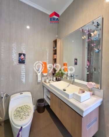 Hunian Eksklusif Dijual LT 154m2 di BSD, Tangerang Selatan Hunian Eksklusif Dijual LT 154m2 di BSD, Tangerang Selatan