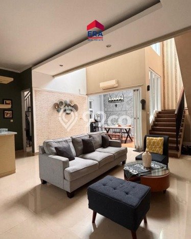 Hunian Mewah Dijual LT 216m2 di BSD, Tangerang Selatan Hunian Mewah Dijual LT 216m2 di BSD, Tangerang Selatan