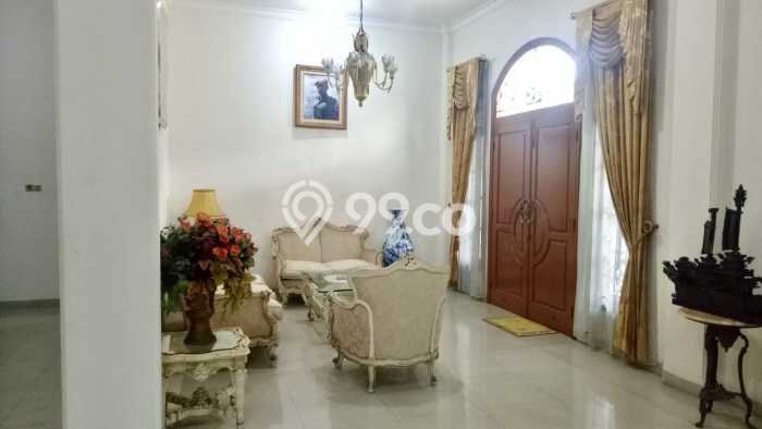 Rumah Elit LB 249m2 Siap Huni Desain Elegan di Cibubur, Jakarta Timur Rumah Elit LB 249m2 Siap Huni Desain Elegan di Cibubur, Jakarta Timur