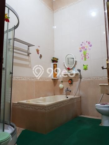 Rumah Elit Modern Tanpa Renovasi di Cibubur Jakarta Timur Rumah Elit Modern Tanpa Renovasi di Cibubur Jakarta Timur