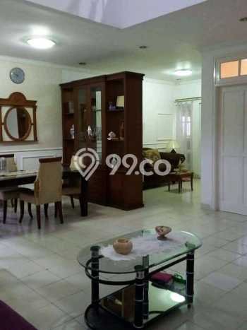 Rumah Modern 4 Kamar LT 250m2 di Kota Wisata Rumah Modern 4 Kamar LT 250m2 di Kota Wisata