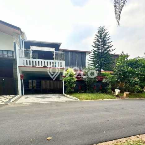 Rumah Elit Modern Tanpa Renovasi di Cibubur Jakarta Timur Rumah Elit Modern Tanpa Renovasi di Cibubur Jakarta Timur