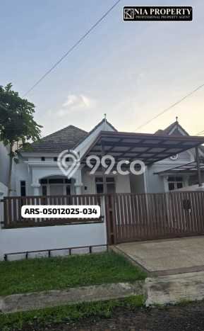 Jual Rumah Eksklusif 2 KT di Cibubur, Jakarta Timur Jual Rumah Eksklusif 2 KT di Cibubur, Jakarta Timur