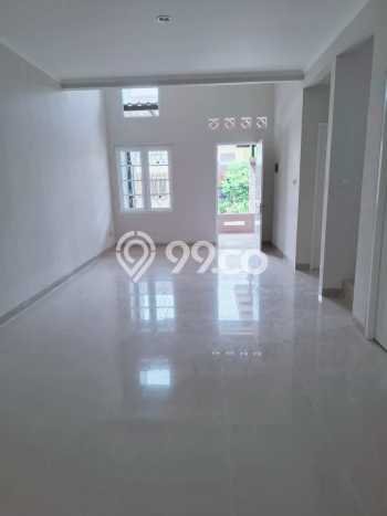 Jual Rumah Eksklusif 3 KT di Kota Wisata, Jakarta Timur Jual Rumah Eksklusif 3 KT di Kota Wisata, Jakarta Timur