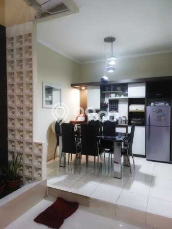 Rumah Luas Asri 4 KT Siap Huni di Cibubur Jakarta Timur Rumah Luas Asri 4 KT Siap Huni di Cibubur Jakarta Timur