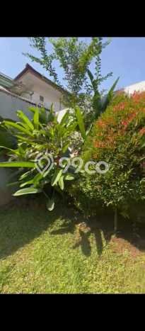 For Sale! Luxury House LT 242m2 Desain Elegan di Kota Wisata For Sale! Luxury House LT 242m2 Desain Elegan di Kota Wisata