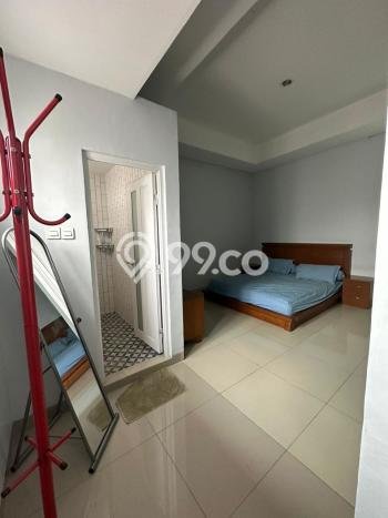 Rumah Elit Modern Tanpa Renovasi di Cibubur Jakarta Timur Rumah Elit Modern Tanpa Renovasi di Cibubur Jakarta Timur
