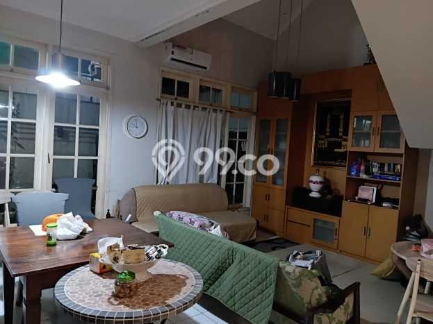 Dijual Hunian Rumah Terawat 2 KT di Cibubur, Jakarta Timur Dijual Hunian Rumah Terawat 2 KT di Cibubur, Jakarta Timur