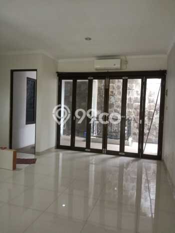 Jual Rumah Luas Megah Dengan View Eksklusif di Cibubur, Jakarta Timur Jual Rumah Luas Megah Dengan View Eksklusif di Cibubur, Jakarta Timur