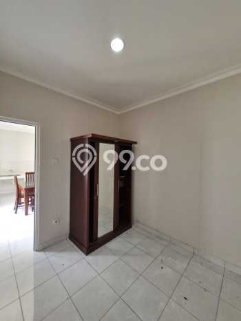 Rumah Modern 3 KT di Kota Wisata Jakarta Timur Unfurnished Rumah Modern 3 KT di Kota Wisata Jakarta Timur Unfurnished