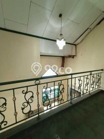 Rumah Minimalis 4 KT di Kota Wisata Jakarta Timur Unfurnished Rumah Minimalis 4 KT di Kota Wisata Jakarta Timur Unfurnished