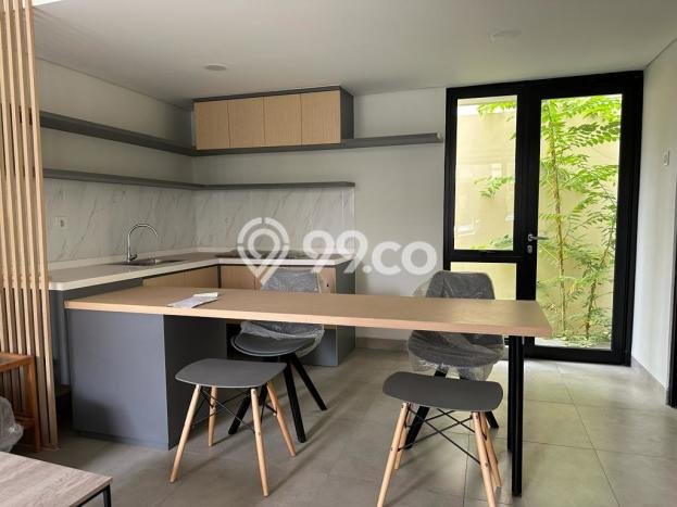 Jual Rumah Eksklusif 2 KT di Cibubur, Jakarta Timur Jual Rumah Eksklusif 2 KT di Cibubur, Jakarta Timur