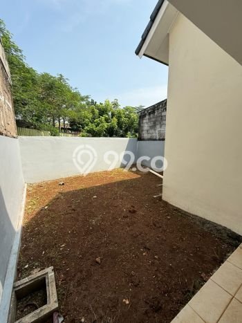 For Sale Hunian Rumah Nyaman 3 KT di Kota Wisata, Jakarta Timur For Sale Hunian Rumah Nyaman 3 KT di Kota Wisata, Jakarta Timur
