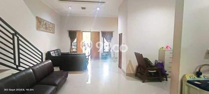 Rumah Modern 4 Kamar LT 105m2 di Cibubur Rumah Modern 4 Kamar LT 105m2 di Cibubur