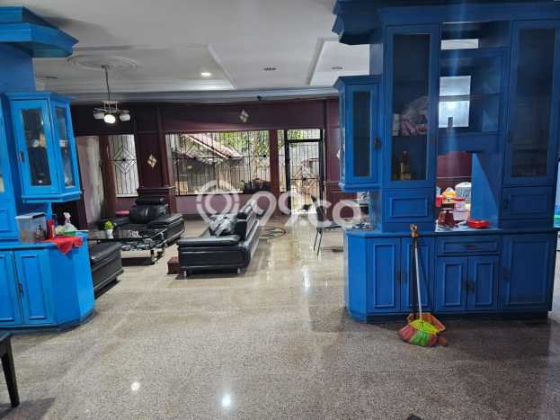 Dijual Rumah Mewah Elegan Dengan View Eksklusif di Cibubur, Jakarta Timur Dijual Rumah Mewah Elegan Dengan View Eksklusif di Cibubur, Jakarta Timur