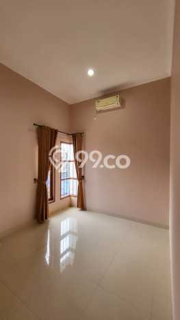 Jual Rumah Luas Megah Dengan View Cantik di Cibubur, Jakarta Timur Jual Rumah Luas Megah Dengan View Cantik di Cibubur, Jakarta Timur