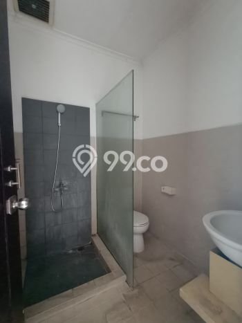 Rumah Luxury Modern Tanpa Renovasi di Cibubur Jakarta Timur Rumah Luxury Modern Tanpa Renovasi di Cibubur Jakarta Timur