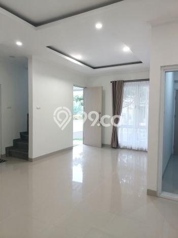 Jual Rumah Eksklusif 3 KT di Kota Wisata, Jakarta Timur Jual Rumah Eksklusif 3 KT di Kota Wisata, Jakarta Timur